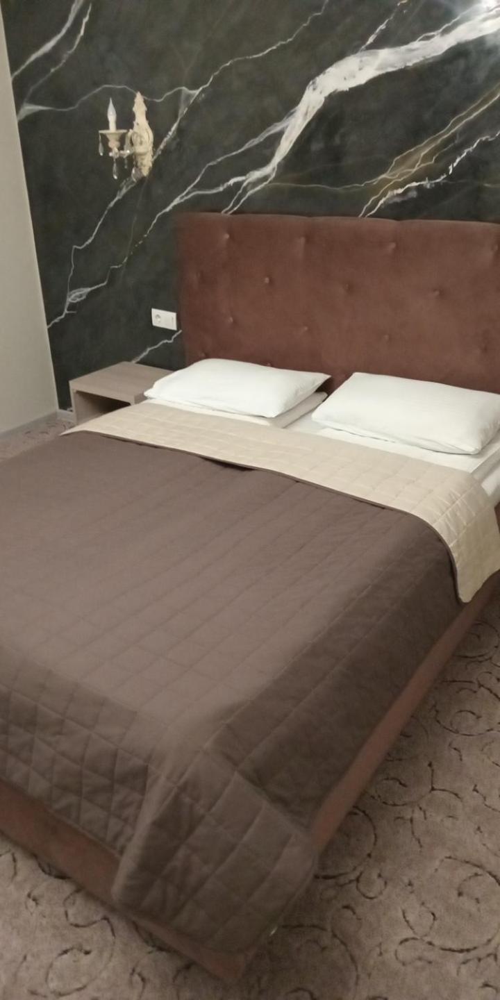 Mon Ami Hotel ايفانو - فرانكيفسك المظهر الخارجي الصورة