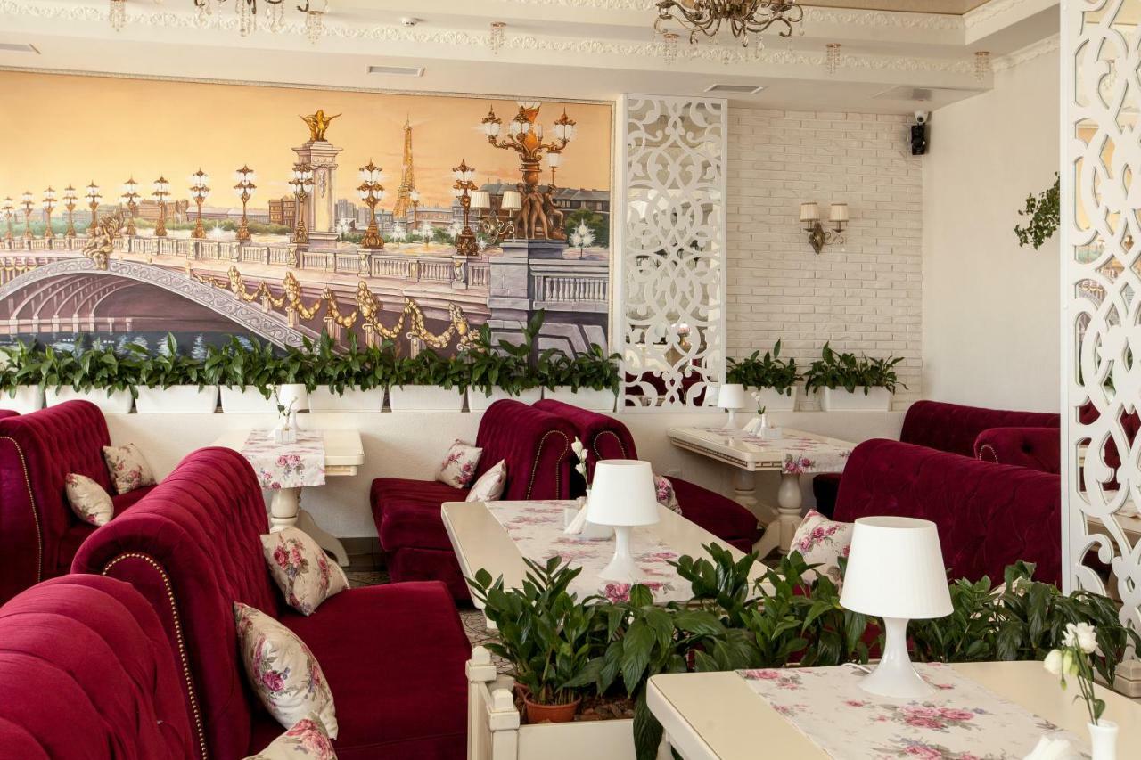 Mon Ami Hotel ايفانو - فرانكيفسك المظهر الخارجي الصورة