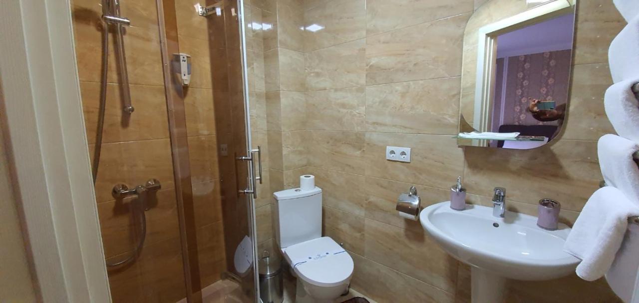 Mon Ami Hotel ايفانو - فرانكيفسك المظهر الخارجي الصورة